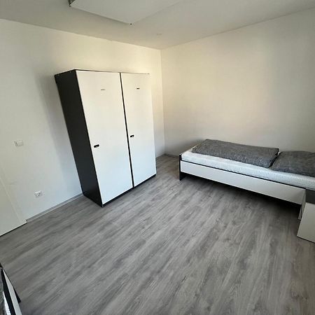 Wohnungen Fuer Montuere Studenten Reisende Bielefeld Buitenkant foto